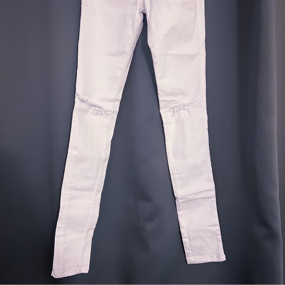 FN White Jean - Picture 2 of 3